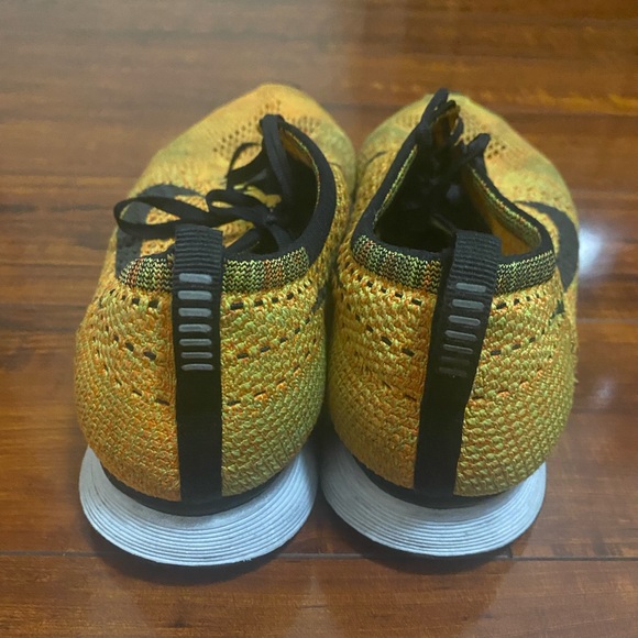 Mens Flyknit Racer 2 Cheetos Size 10 - Picture 2 of 7